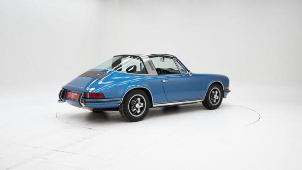 863258.jpg