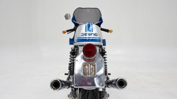 813235.jpg