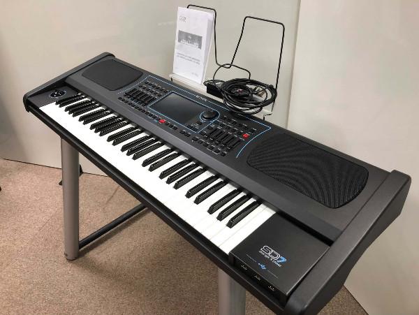 Ketron SD7 Keyboard display view.jpg