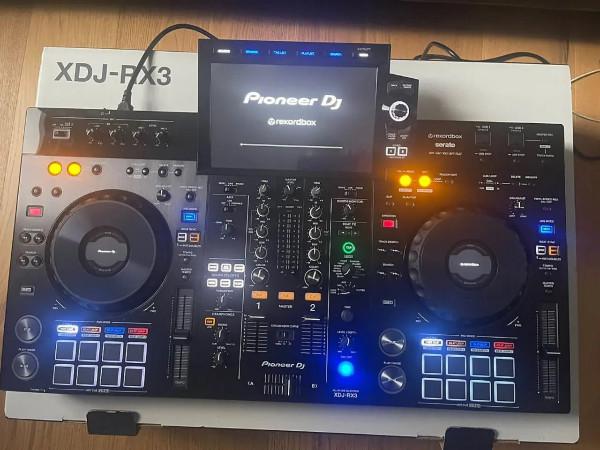 Pioneer XDJ RX3 testing view.jpg