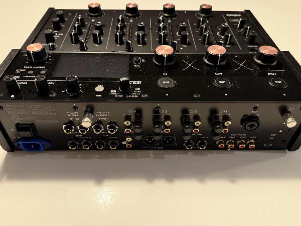 AlphaTheta Euphonia 4-channel Rotary Mixer.jpg
