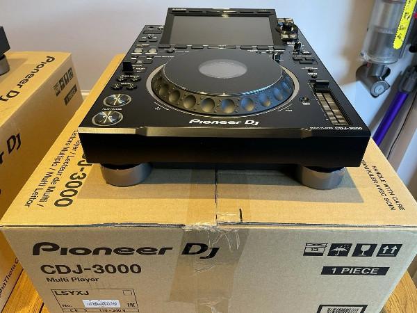 Pioneer Cdj 3000 MINT.jpg