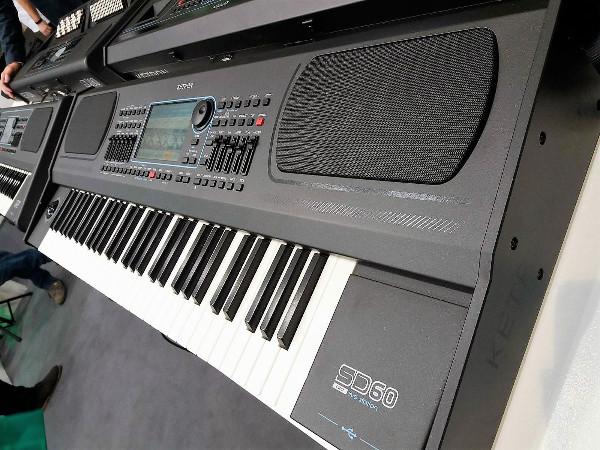 Ketron SD60 61 key arranger workstation.jpg