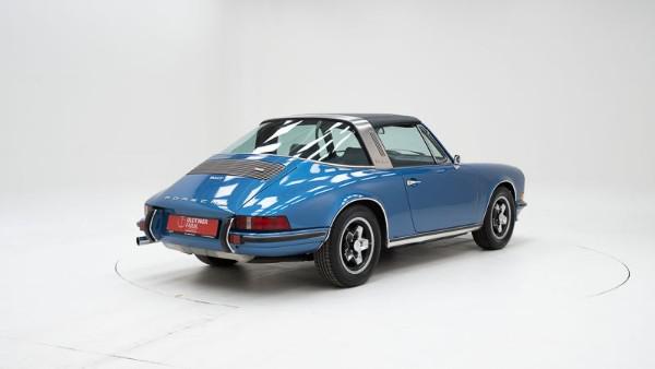 863405.jpg