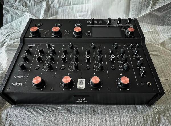 AlphaTheta Euphonia 4-channel Rotary Mixer New ed.jpg